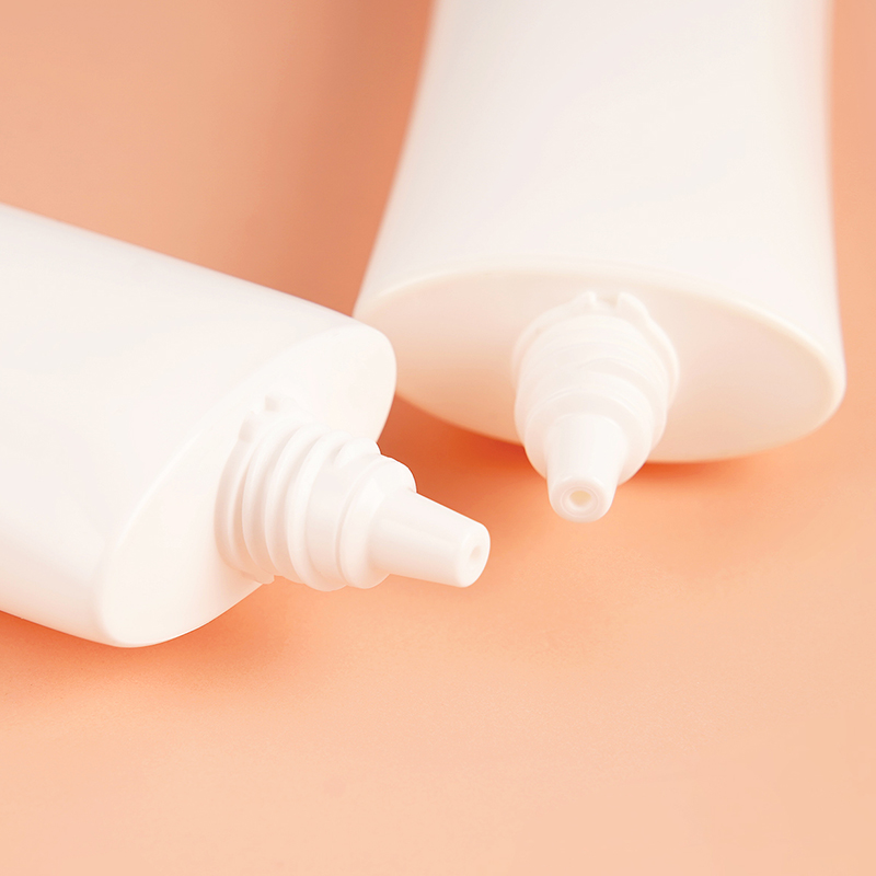 40ml 60ml 80ml白いフラットプラスチックスクイーズチューブ日焼け止めクレンザーボディローションハンドクリームチューブ化粧品パッケージチューブ付きチューブ